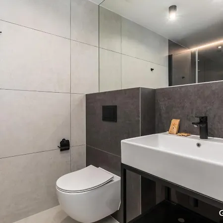 Apartament *